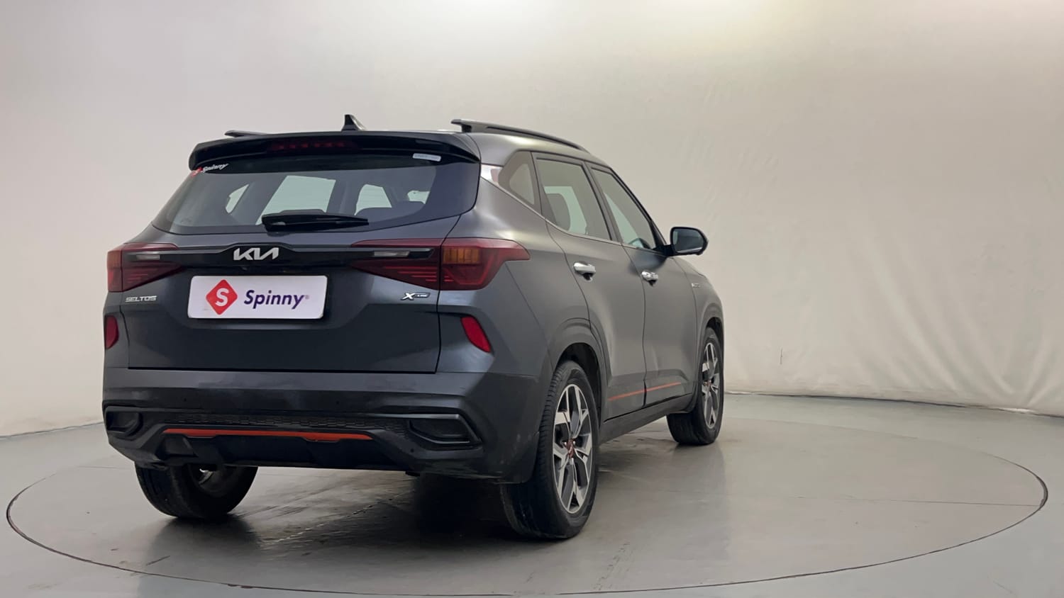 Used 2021 Kia Seltos X Line 1.5 Diesel AT Diesel Automatic exterior RIGHT REAR CORNER VIEW