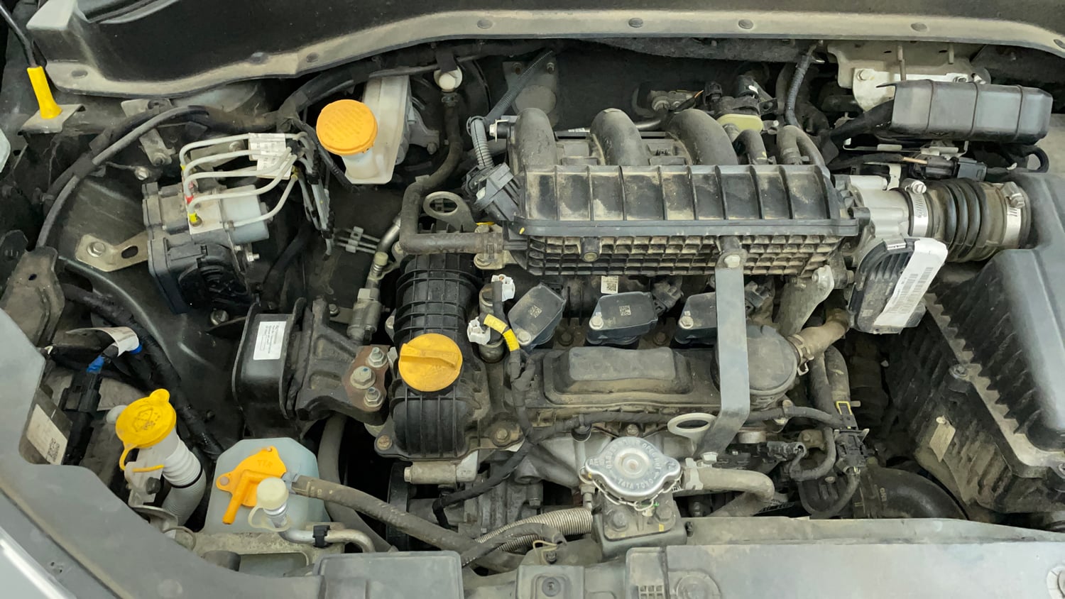 Used 2023 Tata Punch Camo Adventure Rhythm AMT Petrol Automatic engine ENGINE RIGHT SIDE VIEW