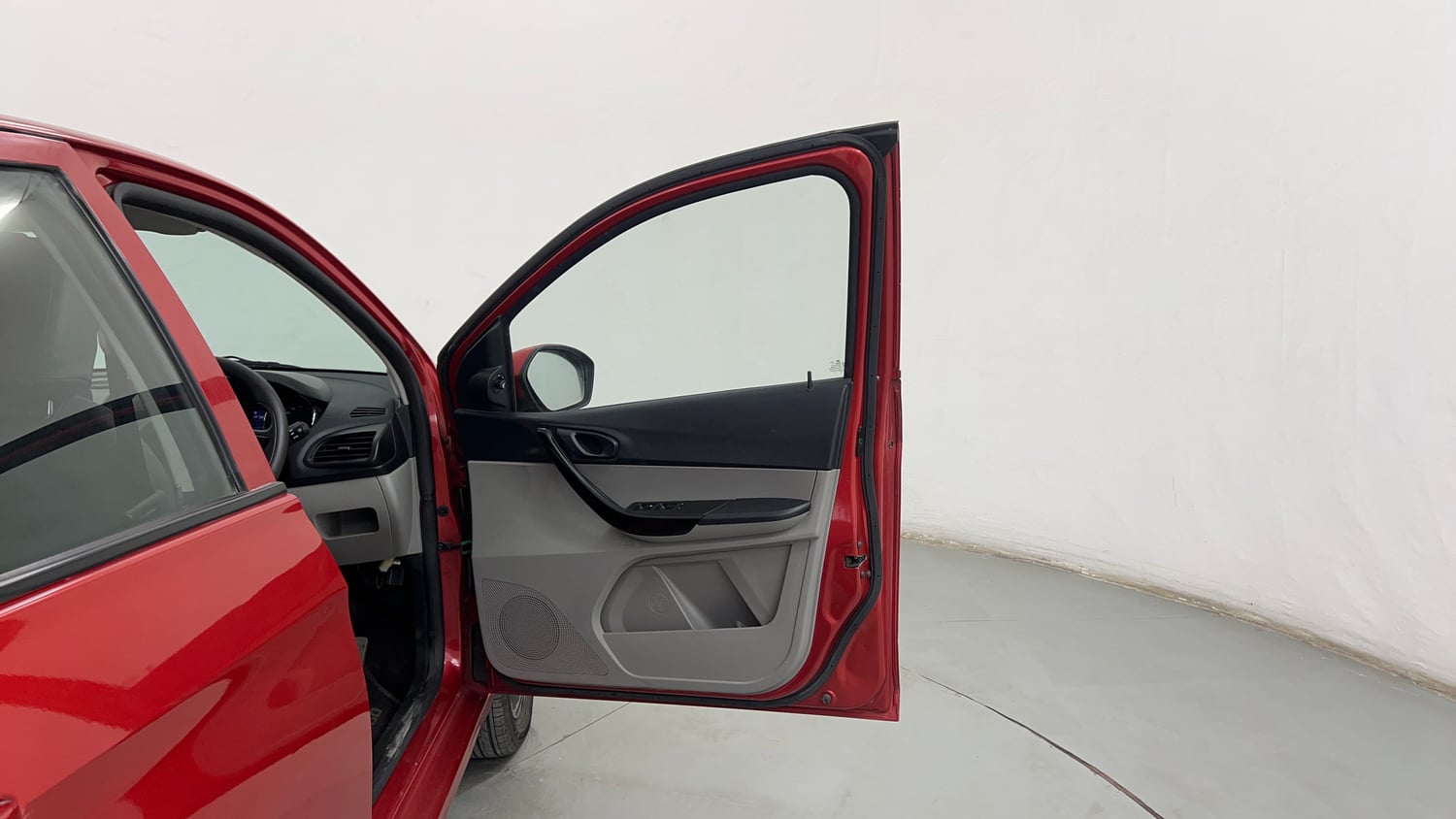 Used 2019 Tata Tiago Revotron XZA Petrol Automatic interior RIGHT FRONT DOOR OPEN VIEW