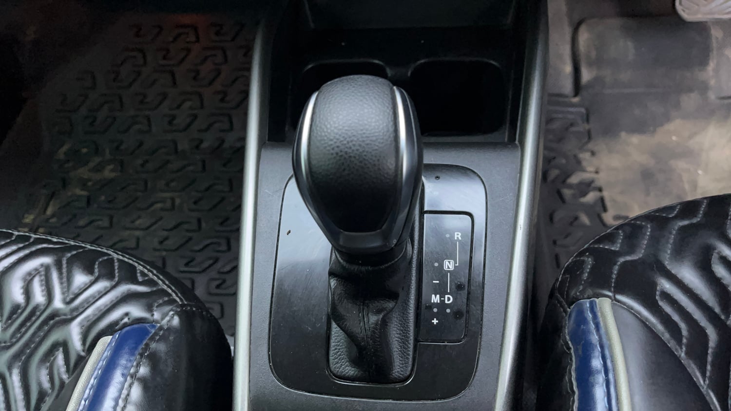 Used 2023 Maruti Suzuki Baleno Alpha AGS Petrol Automatic interior GEAR  KNOB VIEW