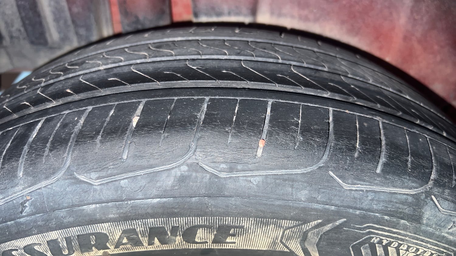 Used 2017 Maruti Suzuki Swift ZXi Petrol Manual tyres RIGHT REAR TYRE TREAD VIEW