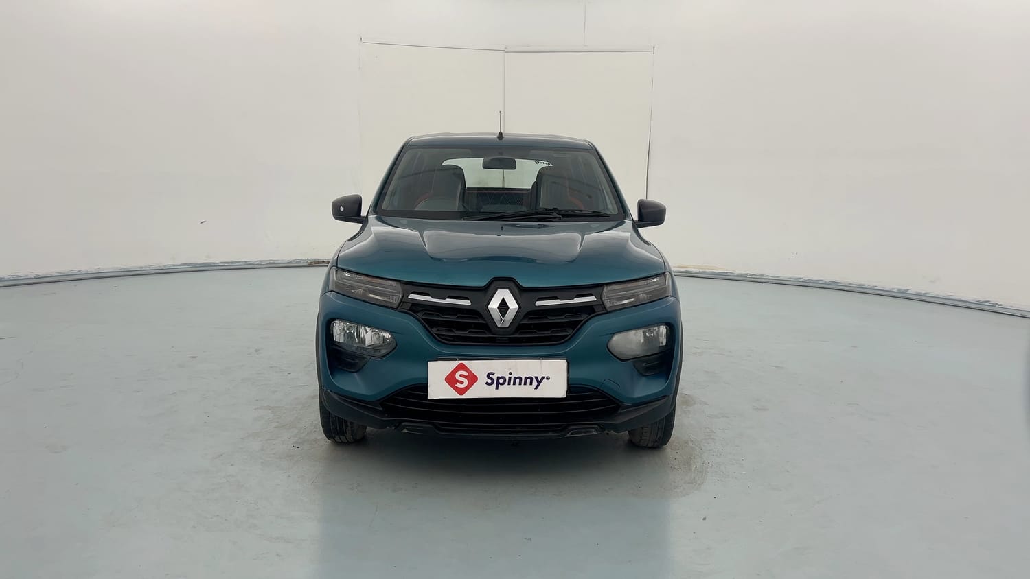 Used 2021 Renault Kwid RXT 1.0 AMT Opt Petrol Automatic exterior FRONT VIEW