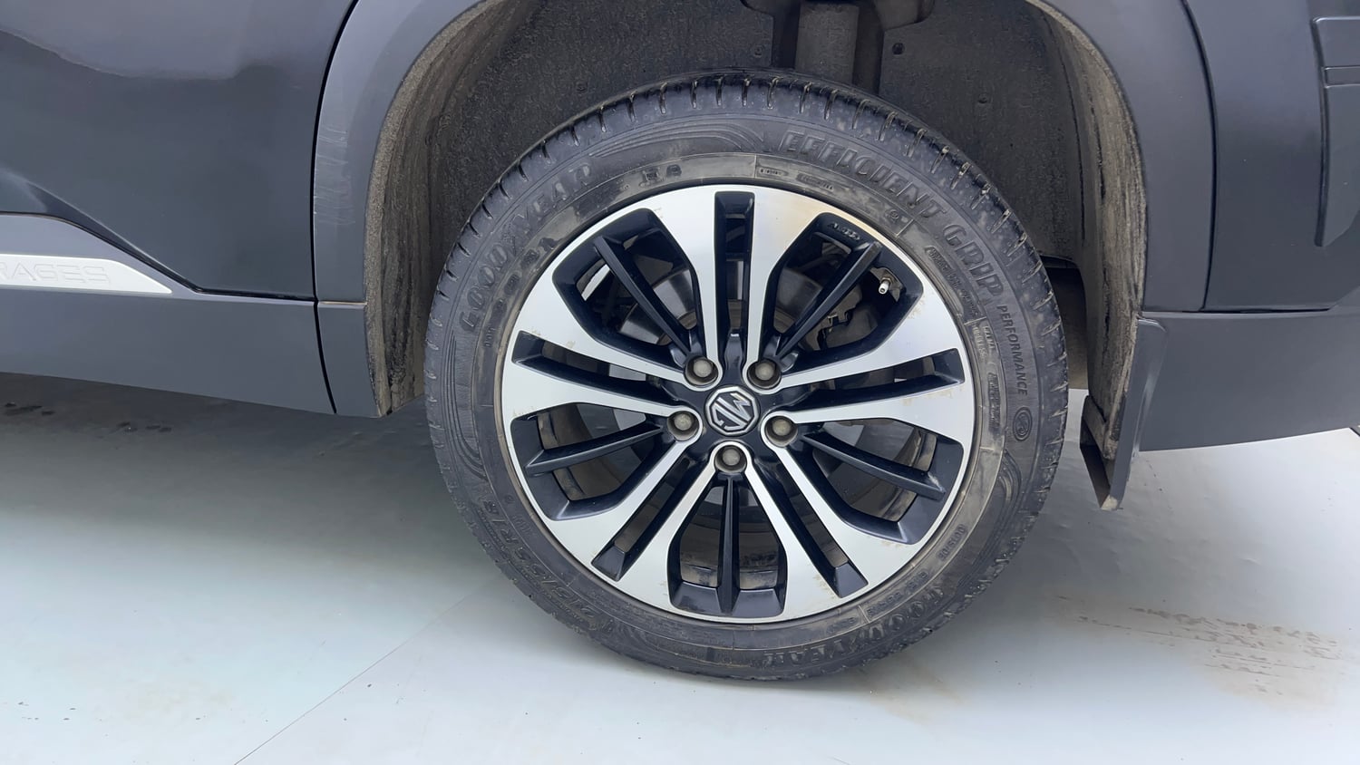 Used 2021 MG Motors Hector Sharp 1.5 Petrol Turbo DCT Petrol Automatic tyres LEFT REAR TYRE RIM VIEW