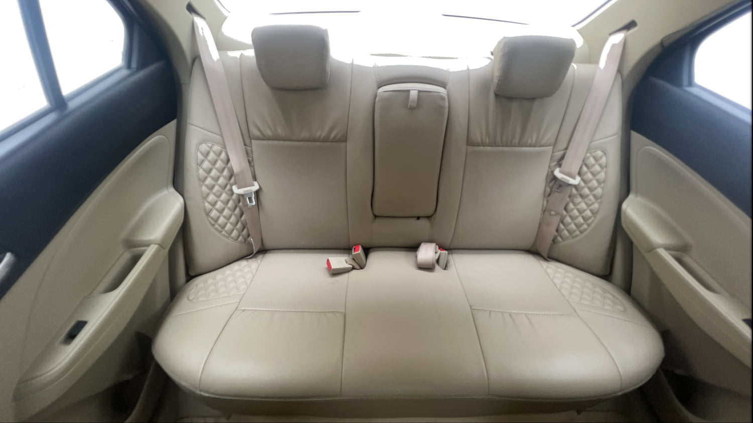 Used 2019 Maruti Suzuki Dzire VXi Petrol Manual interior REAR SEAT CONDITION VIEW
