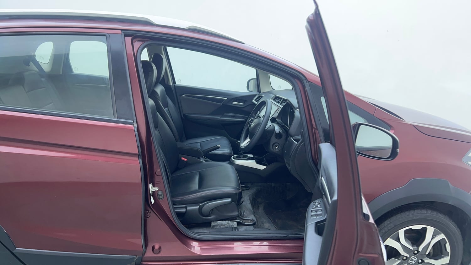 Used 2018 Honda WR-V VX MT Petrol Petrol Manual interior RIGHT SIDE FRONT DOOR CABIN VIEW