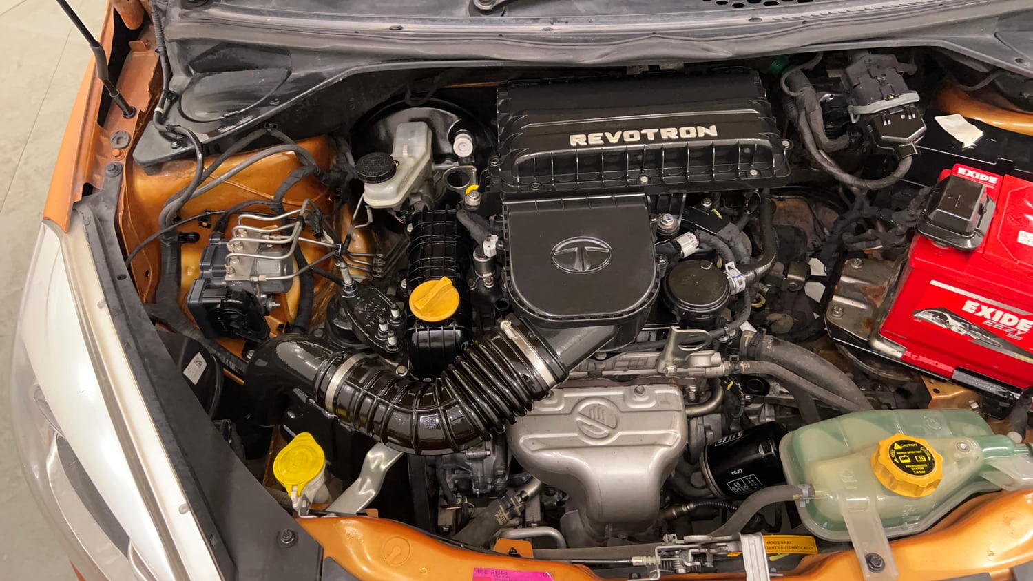 Used 2018 Tata Tiago Revotron XZ Petrol Manual engine ENGINE RIGHT SIDE VIEW