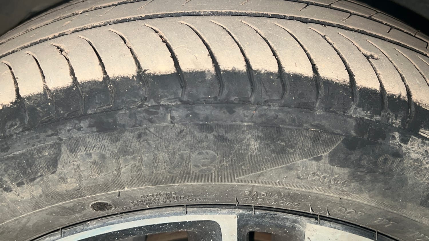 Used 2025 Tata Tiago XZ Plus Petrol Manual tyres LEFT FRONT TYRE TREAD VIEW