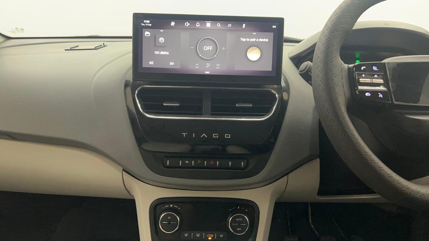 Used 2025 Tata Tiago XZ Plus Petrol Manual interior MUSIC SYSTEM & AC CONTROL VIEW