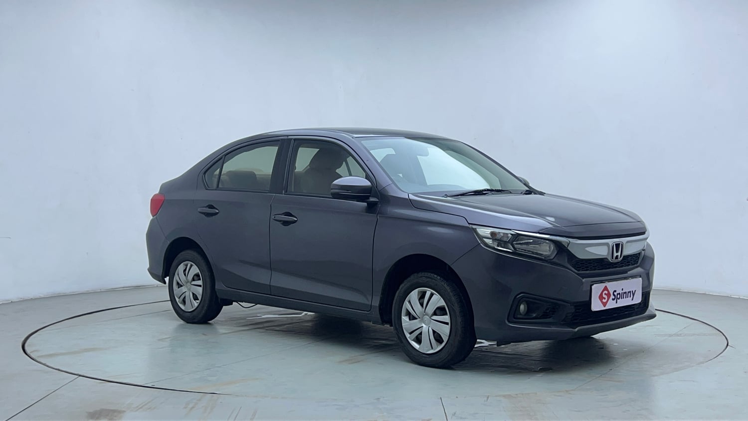Used 2019 Honda Amaze 1.2 S MT Petrol Petrol Manual exterior RIGHT FRONT CORNER VIEW