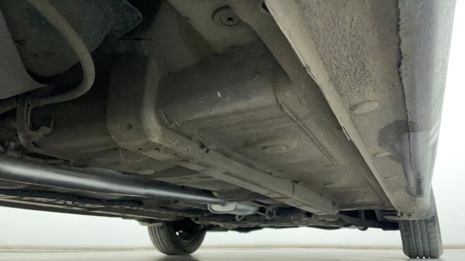 Used 2018 Hyundai Grand i10 Magna 1.2 Kappa VTVT Petrol Manual extra REAR RIGHT UNDERBODY VIEW