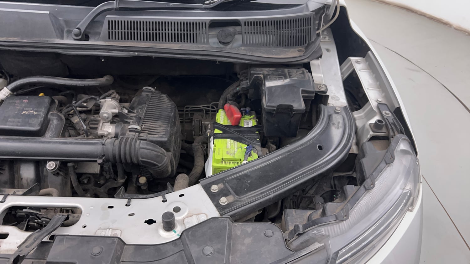 Used 2021 Renault Kiger RXL MT Petrol Manual engine ENGINE LEFT SIDE VIEW