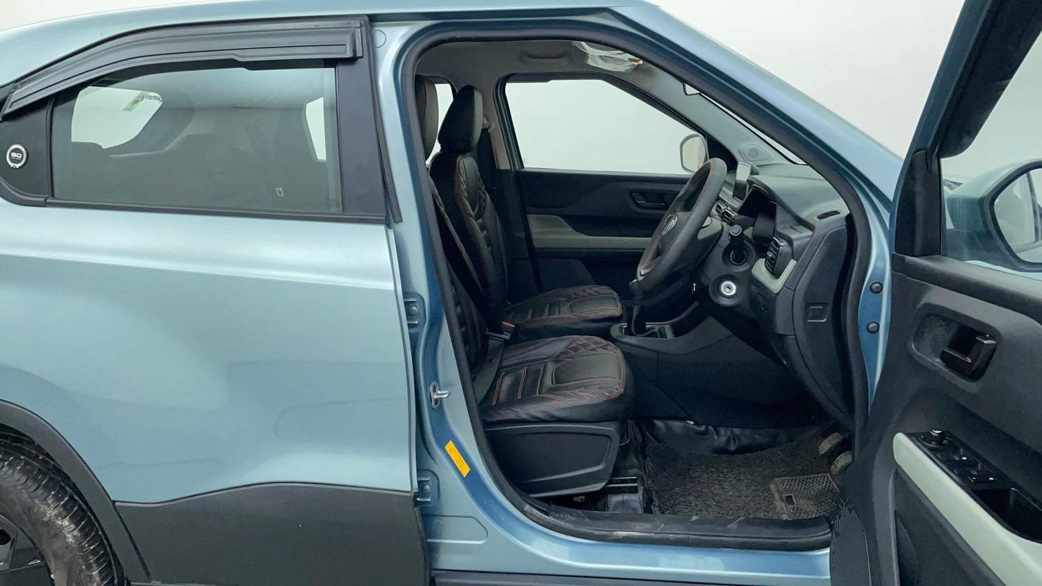 Used 2023 Tata Punch Adventure Rhythm Pack MT Petrol Manual interior RIGHT SIDE FRONT DOOR CABIN VIEW