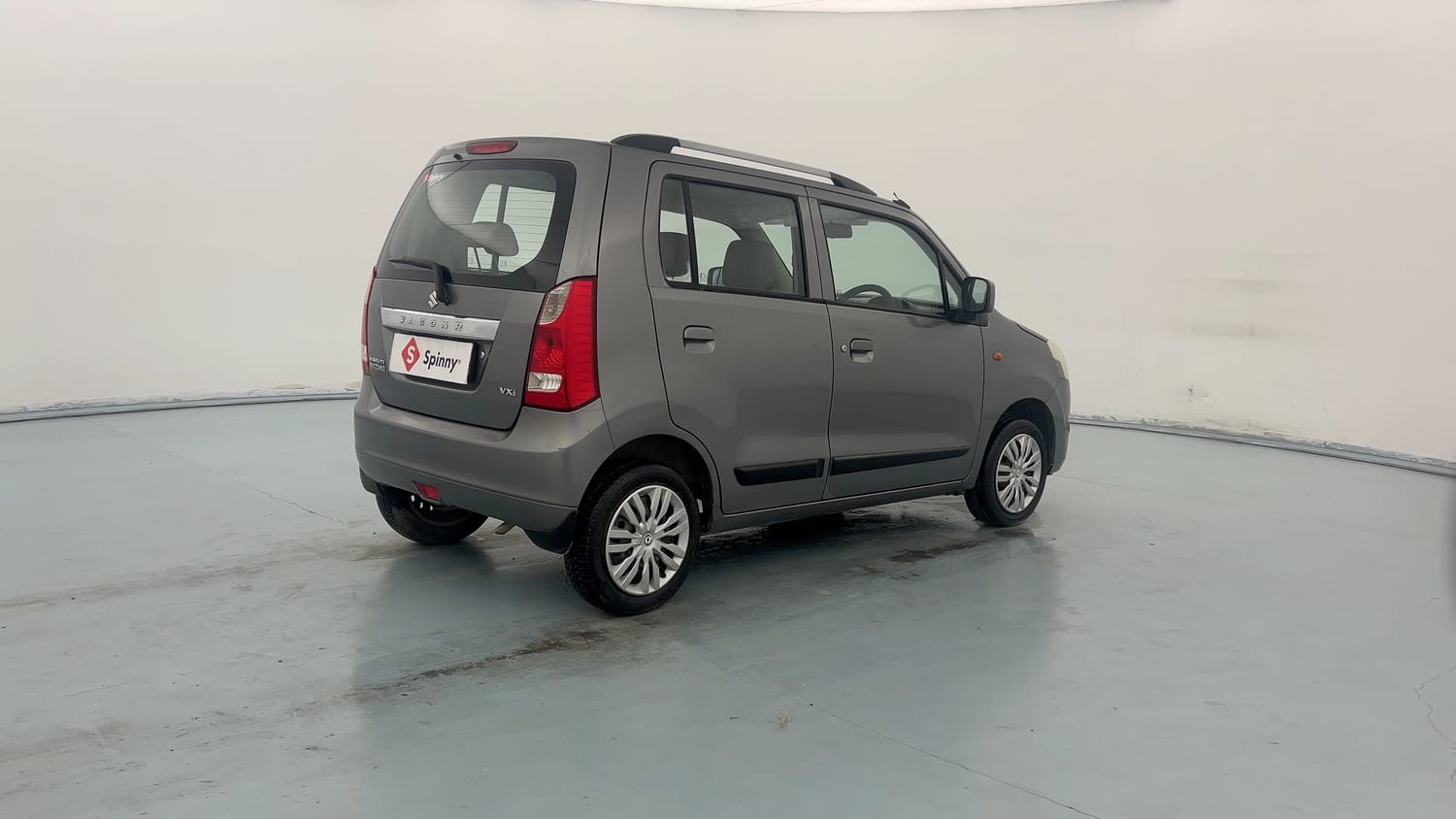Used 2015 Maruti Suzuki Wagon R VXI Petrol Manual exterior RIGHT REAR CORNER VIEW