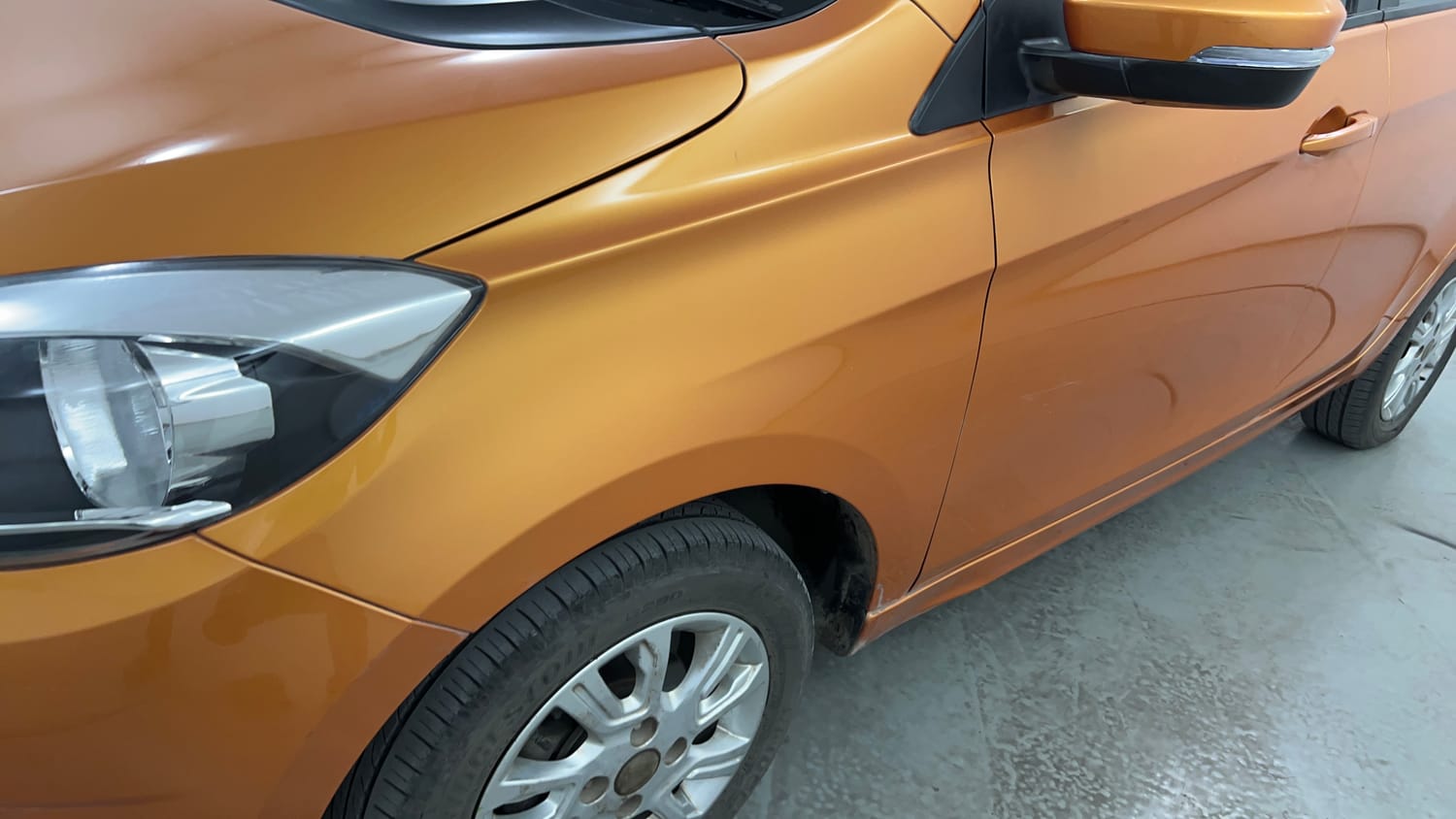 Used 2018 Tata Tiago Revotron XZ Petrol Manual dents MINOR SCRATCH