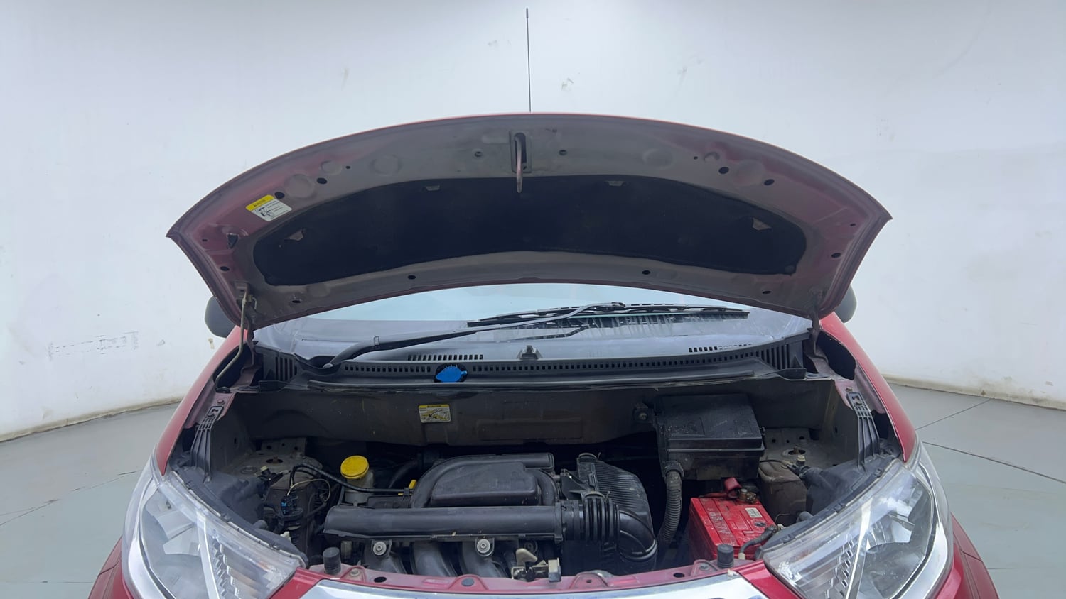 Used 2018 Datsun Redi-GO S 1.0 AMT Petrol Automatic engine ENGINE & BONNET OPEN FRONT VIEW