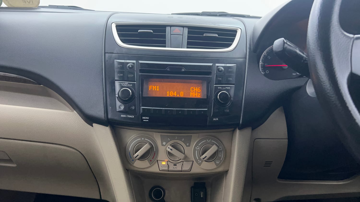 Used 2015 Maruti Suzuki Swift Dzire VXI Petrol Manual interior MUSIC SYSTEM & AC CONTROL VIEW