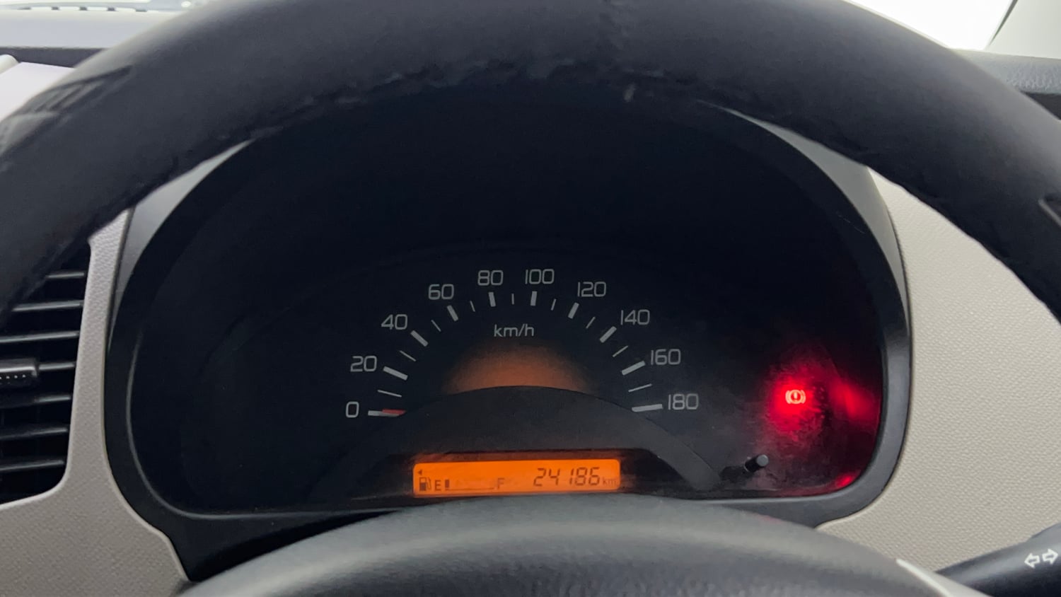 Used 2013 Maruti Suzuki Wagon R LXI Petrol Manual interior CLUSTERMETER VIEW