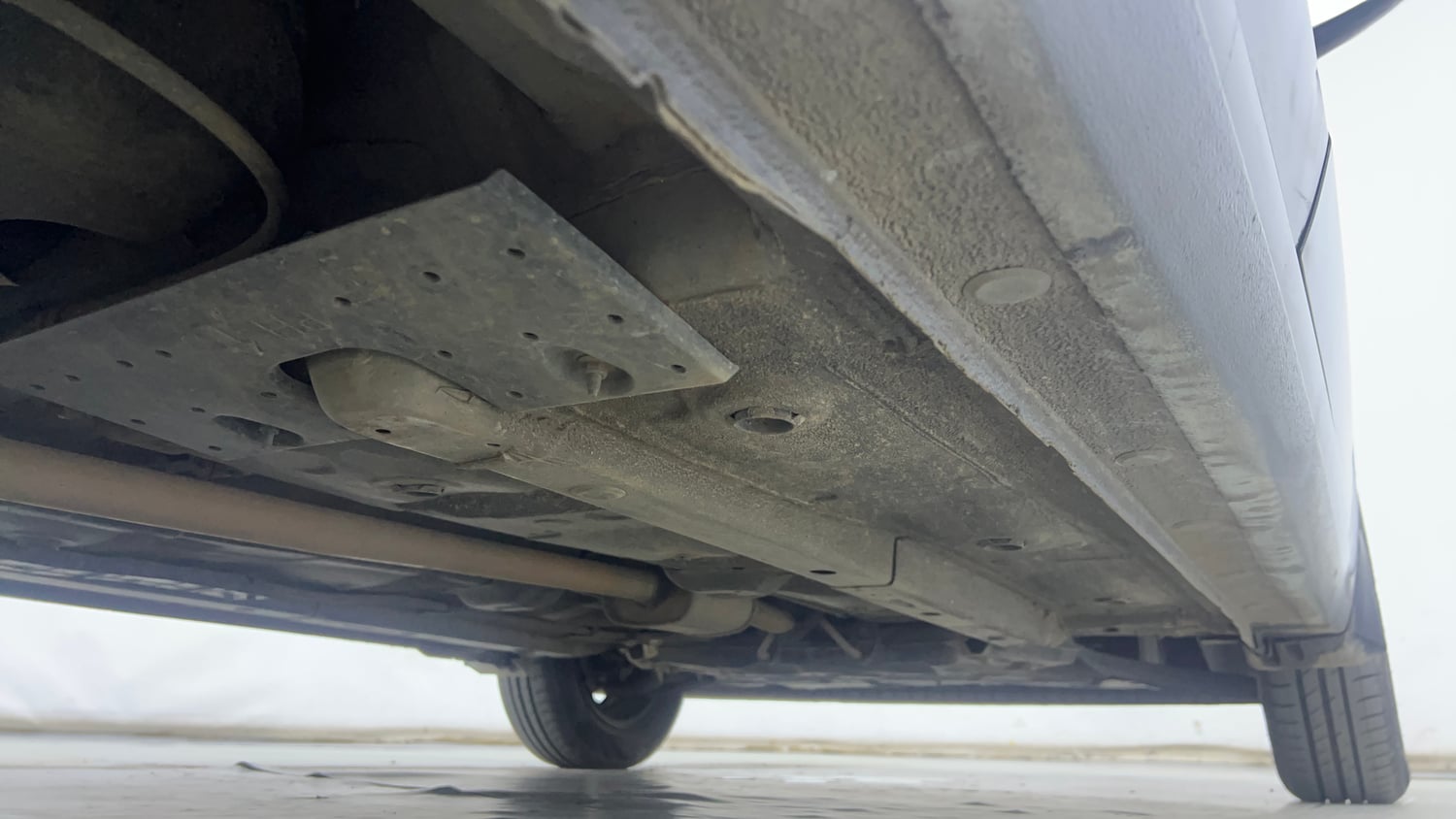 Used 2019 Hyundai Santro Sportz AMT Petrol Automatic extra REAR RIGHT UNDERBODY VIEW