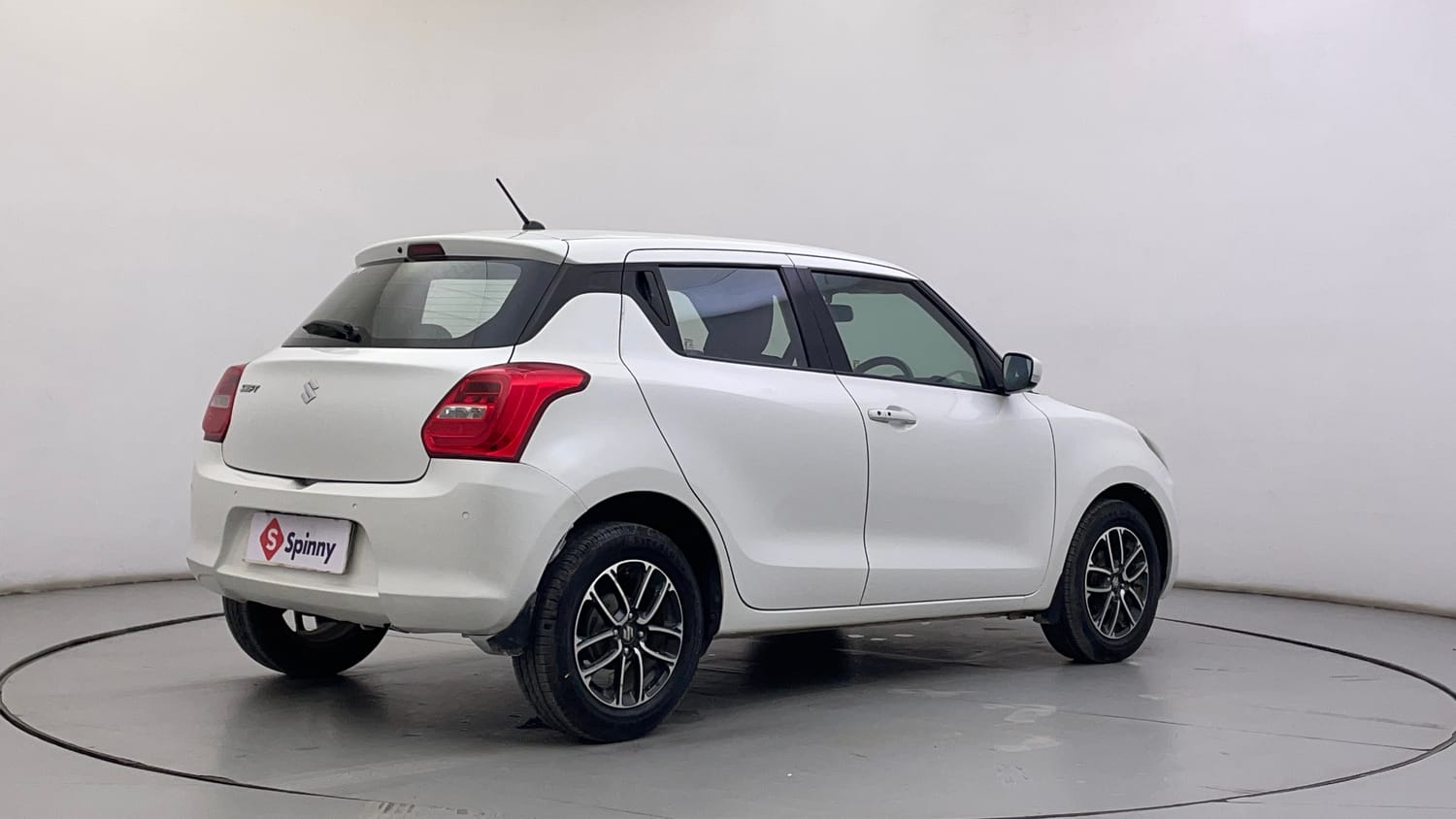 Used 2019 Maruti Suzuki Swift ZXi Plus AMT Petrol Automatic exterior RIGHT REAR CORNER VIEW