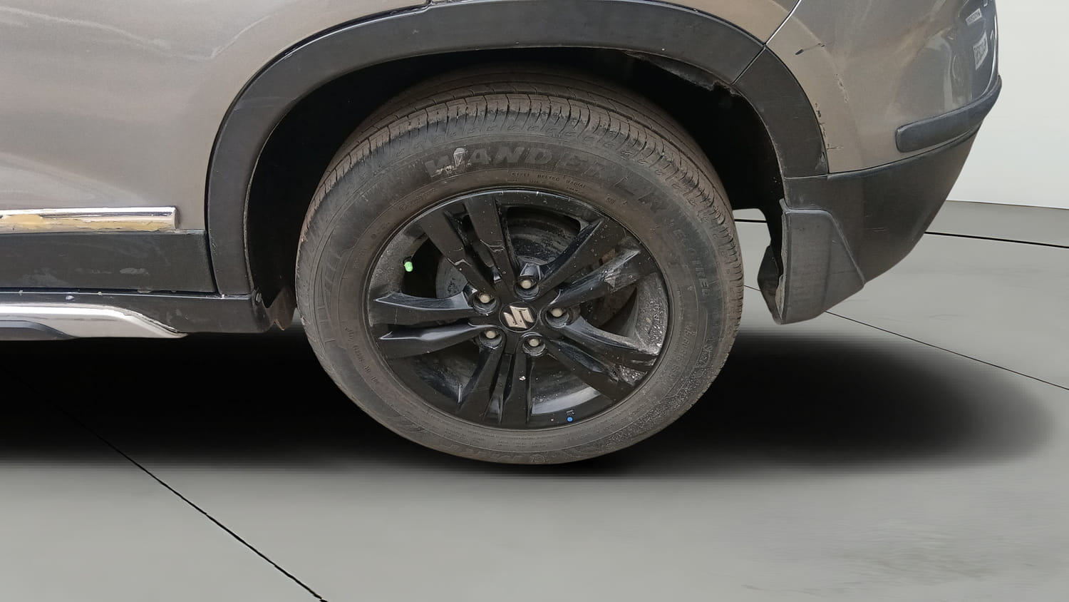 Used 2019 Maruti Suzuki Vitara Brezza [2016-2020] ZDi Diesel Manual tyres LEFT REAR TYRE RIM VIEW