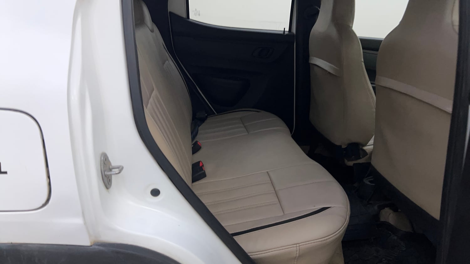 Used 2022 Renault Kwid RXT 1.0 Petrol Manual interior RIGHT SIDE REAR DOOR CABIN VIEW