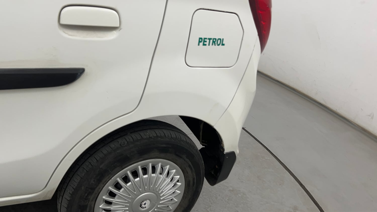 Used 2021 Maruti Suzuki Alto 800 LXi Petrol Manual dents MINOR SCRATCH