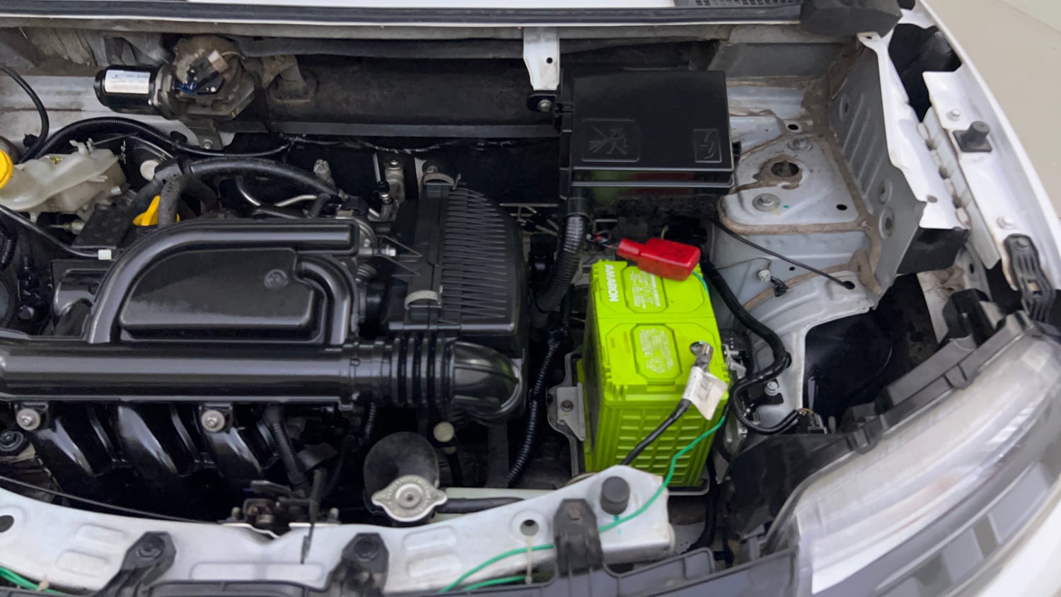 Used 2022 Renault Kwid RXT 1.0 Petrol Manual engine ENGINE LEFT SIDE VIEW