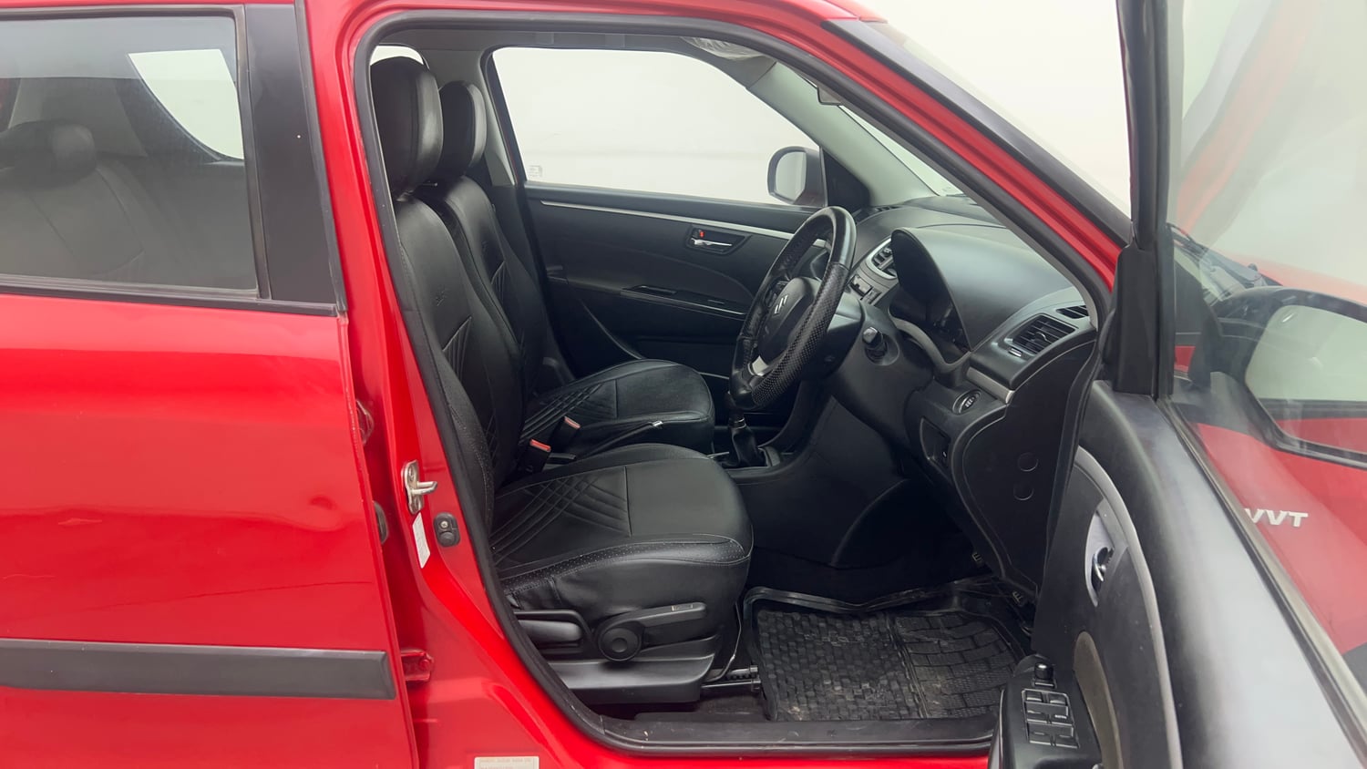 Used 2017 Maruti Suzuki Swift ZXi Petrol Manual interior RIGHT SIDE FRONT DOOR CABIN VIEW
