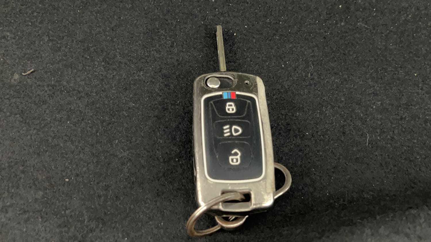 Used 2025 Tata Tiago XZ Plus Petrol Manual extra CAR KEY VIEW