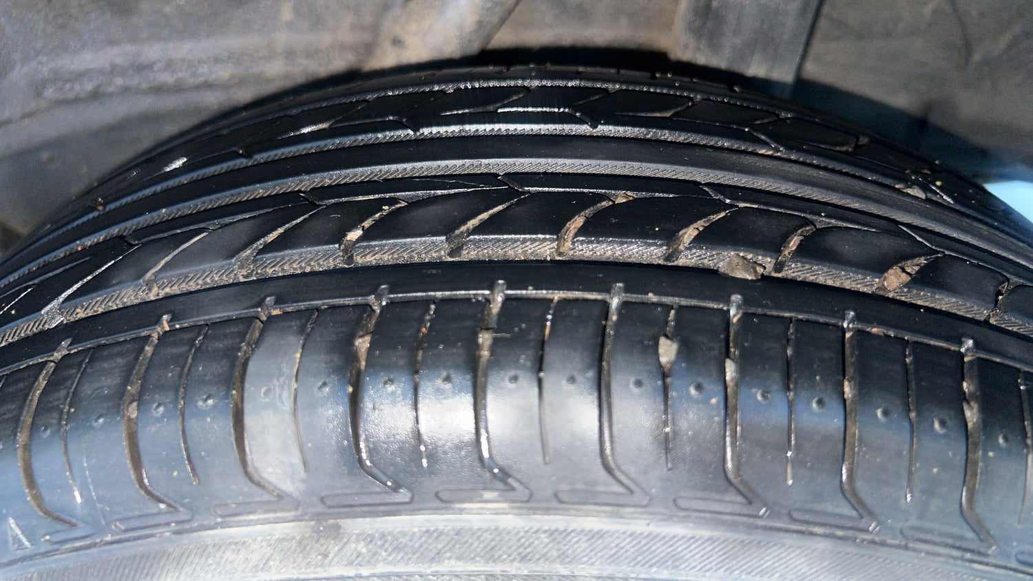 Used 2019 Honda Amaze 1.2 S MT Petrol Petrol Manual tyres LEFT REAR TYRE TREAD VIEW