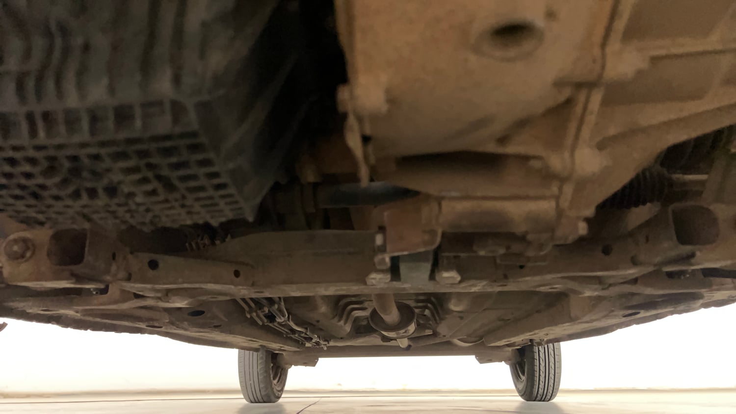 Used 2016 Renault Kwid RXT Petrol Manual extra FRONT LEFT UNDERBODY VIEW