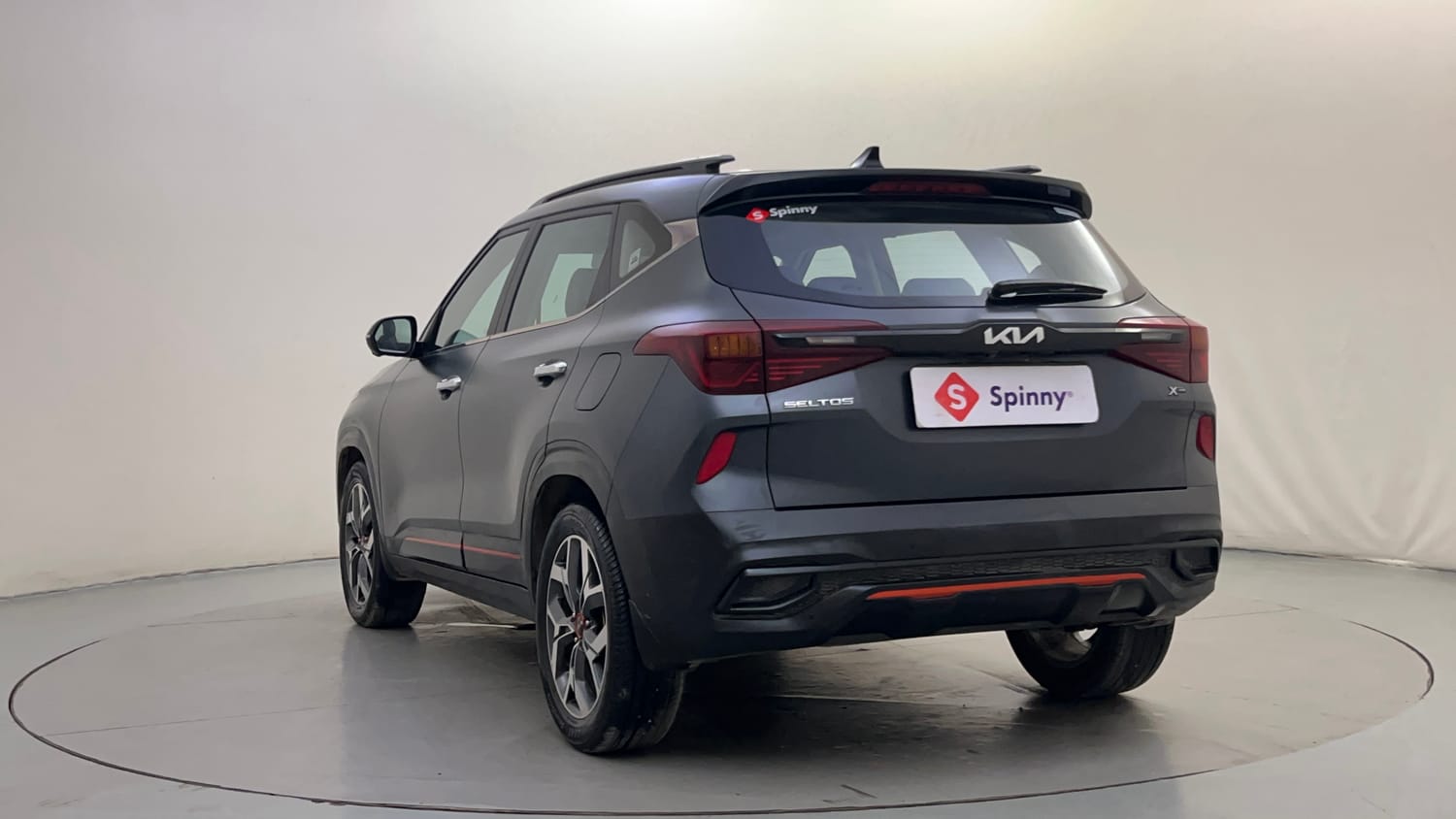 Used 2021 Kia Seltos X Line 1.5 Diesel AT Diesel Automatic exterior LEFT REAR CORNER VIEW