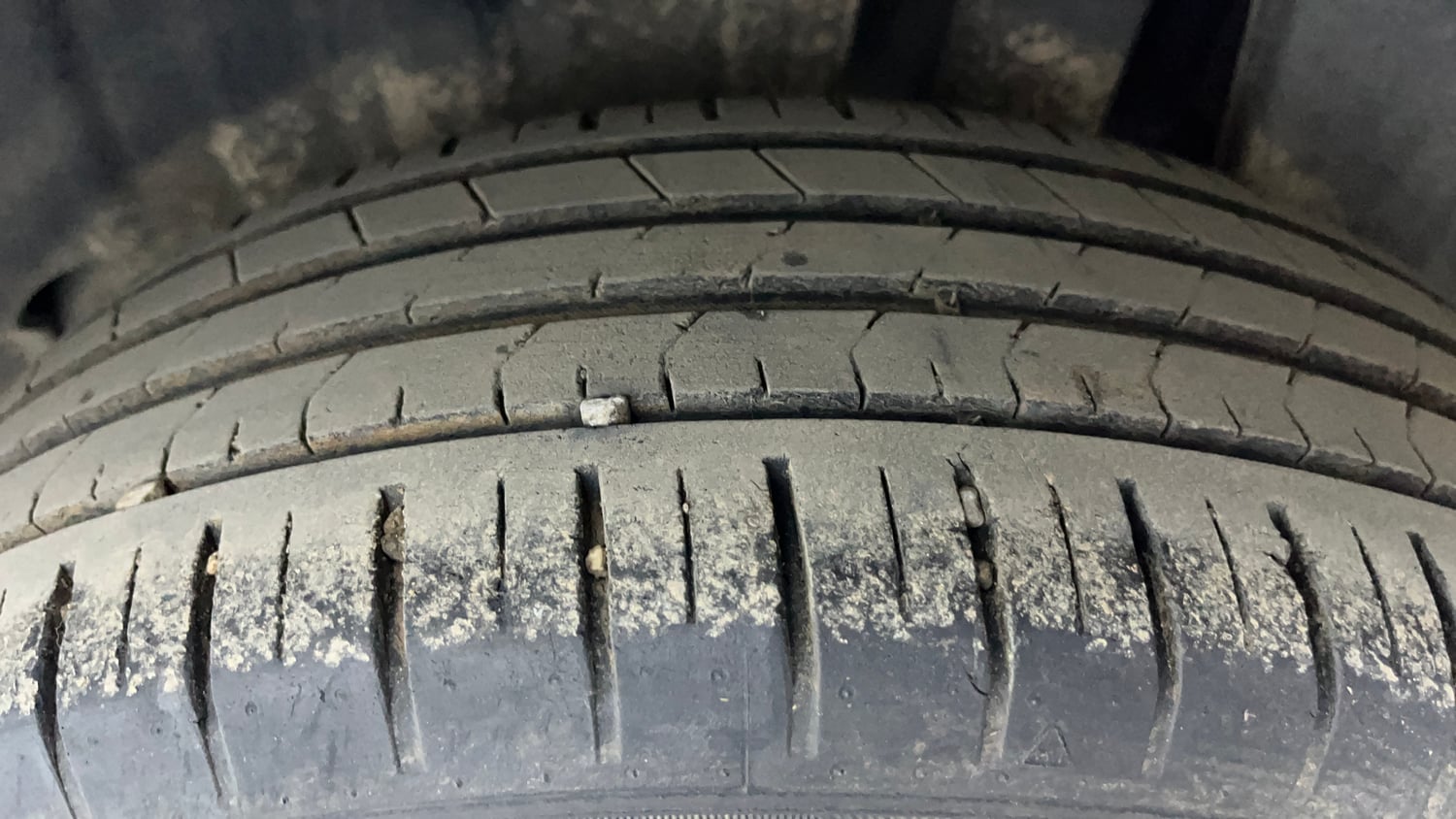 Used 2023 Maruti Suzuki Baleno Alpha AGS Petrol Automatic tyres LEFT REAR TYRE TREAD VIEW