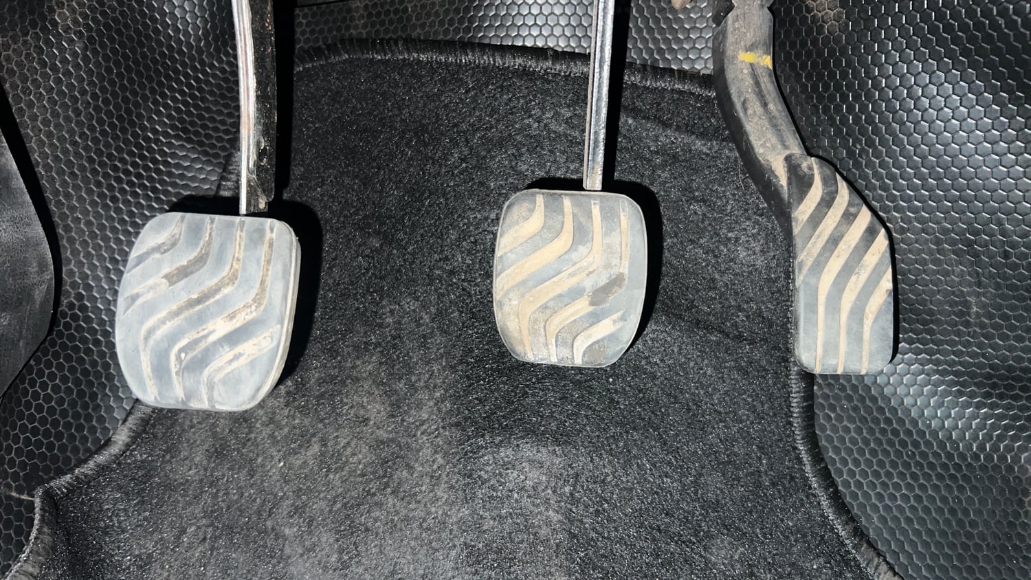 Used 2021 Renault Kwid RXT 1.0 (O) Petrol Manual interior PEDALS VIEW