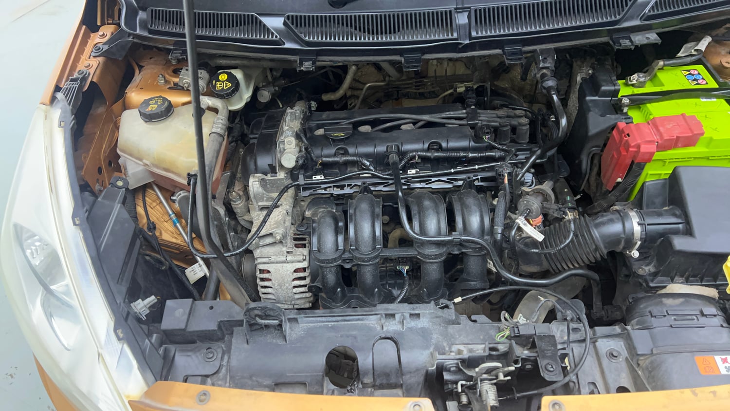 Used 2016 Ford Figo Titanium Plus 1.2 Ti-VCT Petrol Manual engine ENGINE RIGHT SIDE VIEW