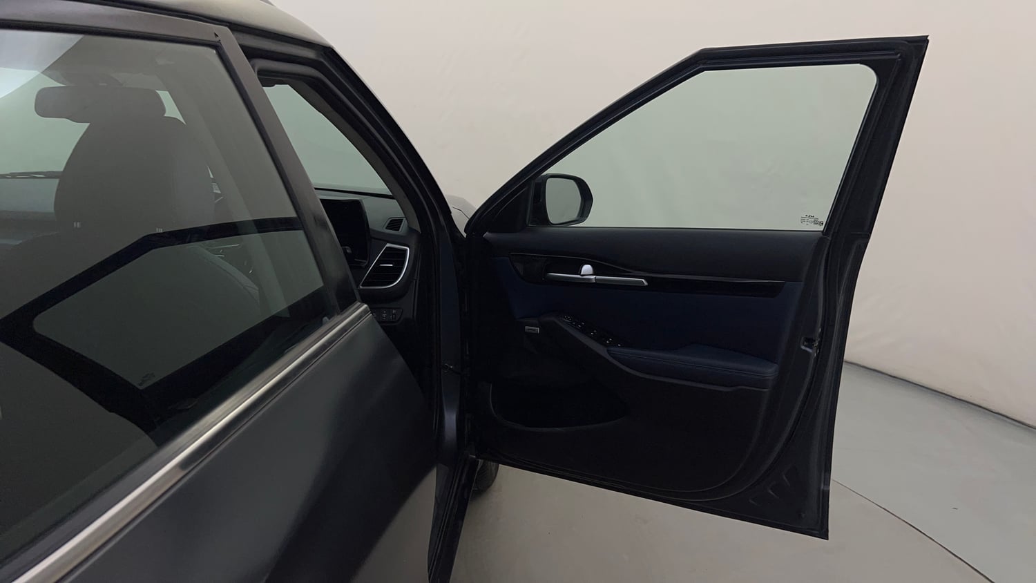 Used 2021 Kia Seltos X Line 1.5 Diesel AT Diesel Automatic interior RIGHT FRONT DOOR OPEN VIEW