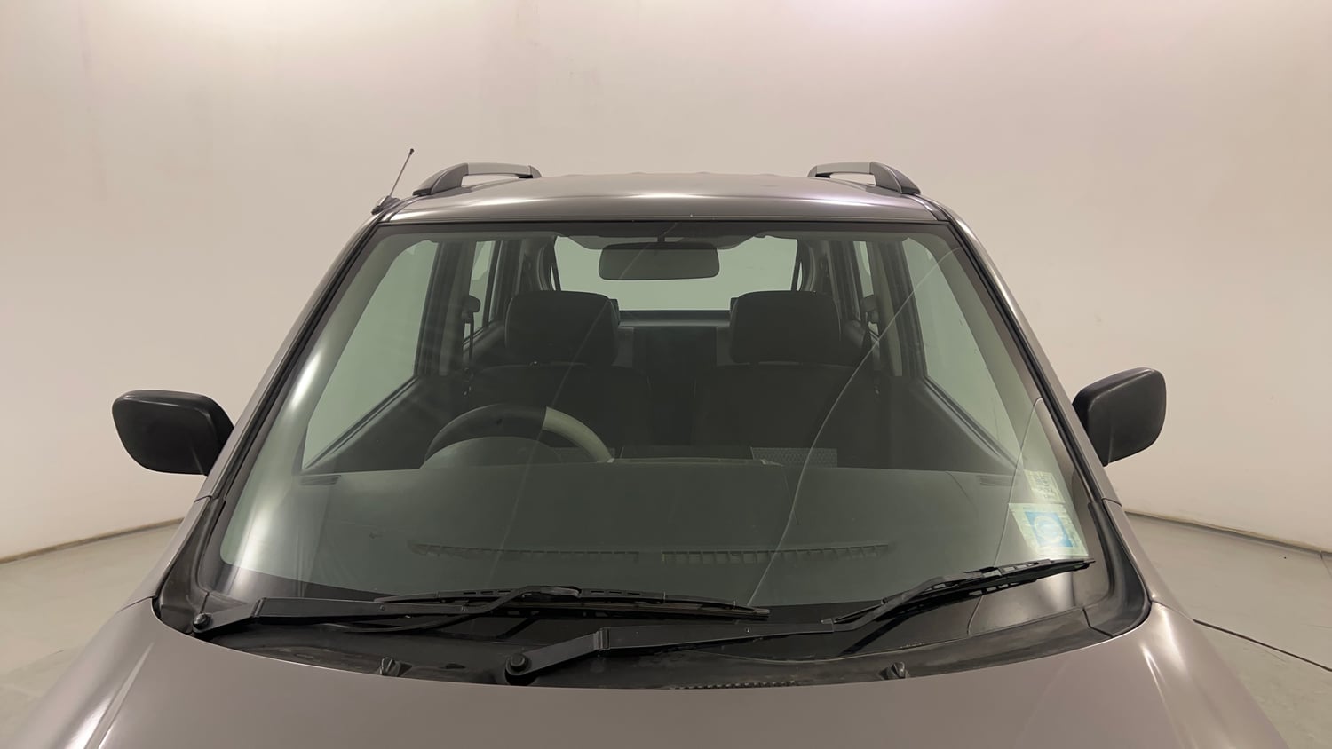 Used 2012 Maruti Suzuki Wagon R LXi Petrol Manual exterior FRONT WINDSHIELD VIEW