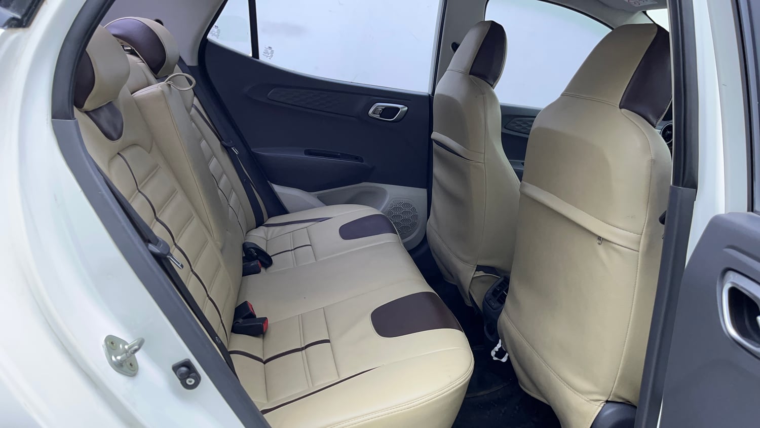 Used 2021 Hyundai Aura SX Plus 1.2 AMT Petrol Petrol Automatic interior RIGHT SIDE REAR DOOR CABIN VIEW