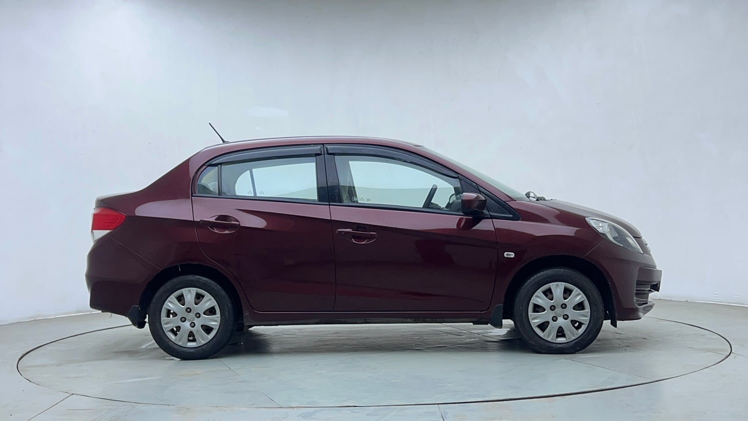 Used 2014 Honda Amaze 1.2 S AT i-VTEC Petrol Automatic exterior RIGHT SIDE VIEW