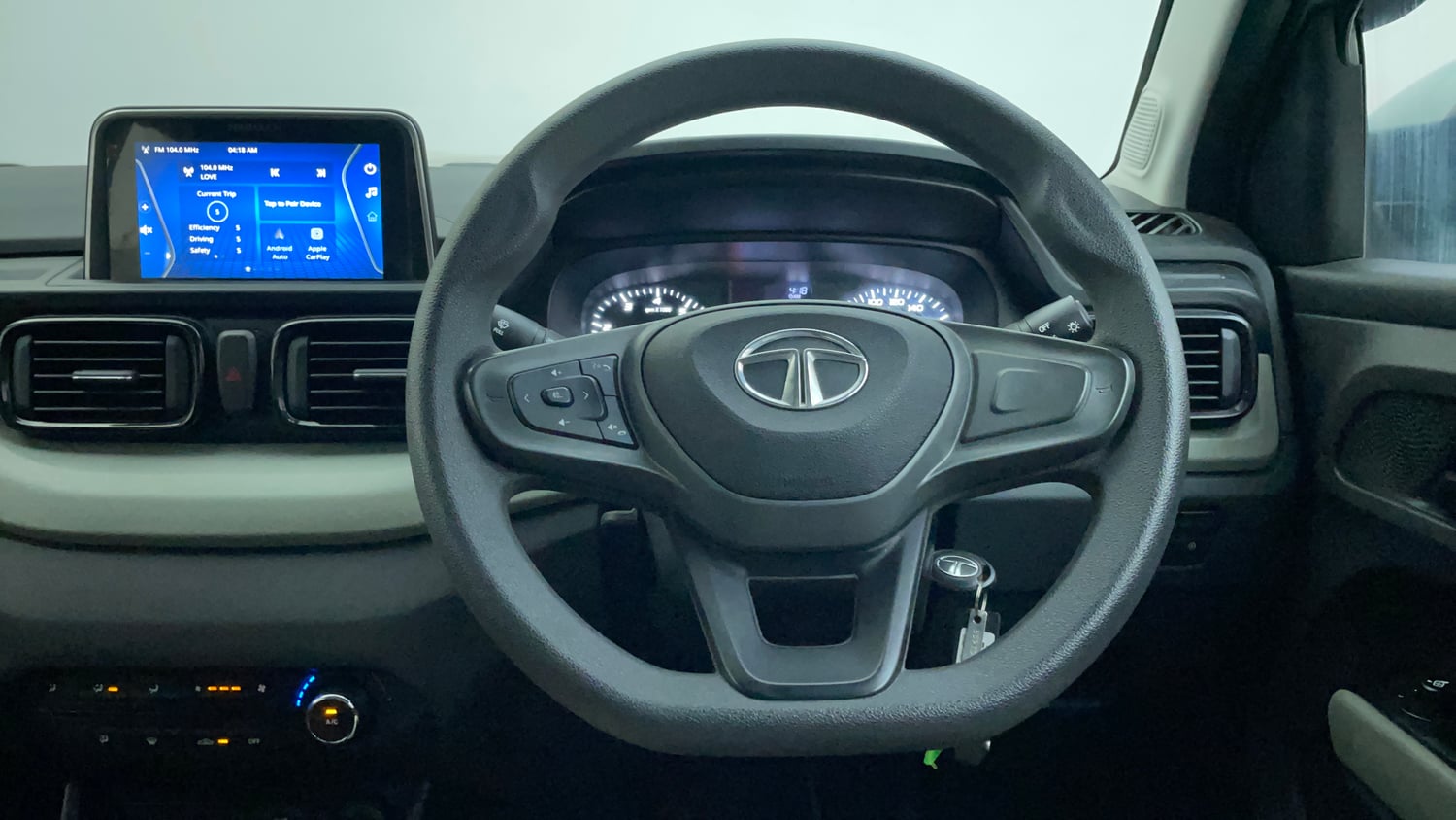 Used 2023 Tata Punch Adventure Rhythm Pack MT Petrol Manual interior STEERING VIEW