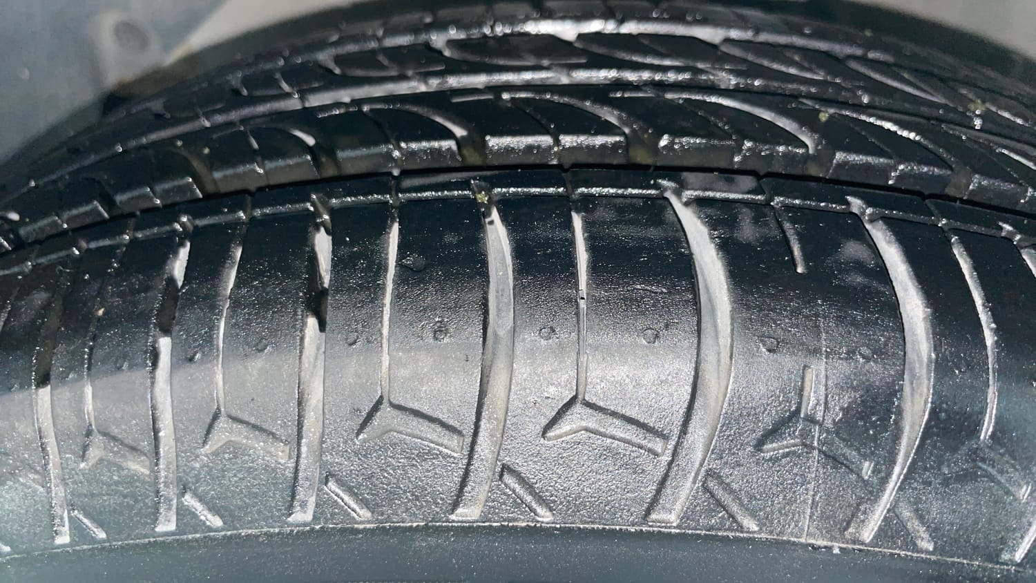 Used 2020 Hyundai Grand i10 Nios Sportz 1.2 Kappa VTVT Petrol Manual tyres LEFT FRONT TYRE TREAD VIEW