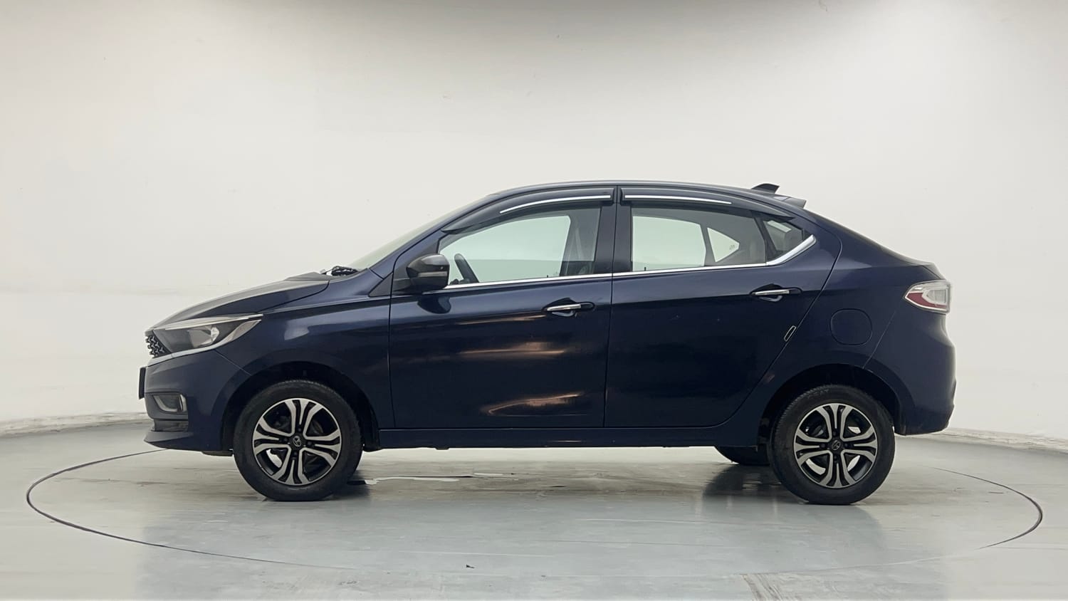 Used 2022 Tata Tigor XZ Plus CNG Cng Manual exterior LEFT SIDE VIEW