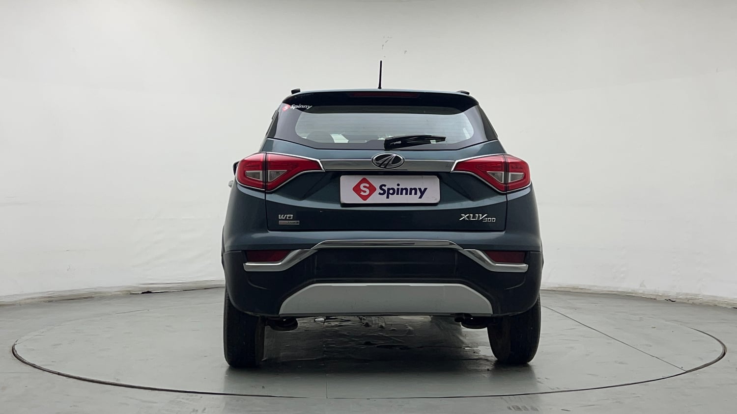 Used 2022 Mahindra XUV 300 W8 (O) 1.2 Petrol AMT Petrol Automatic exterior BACK VIEW