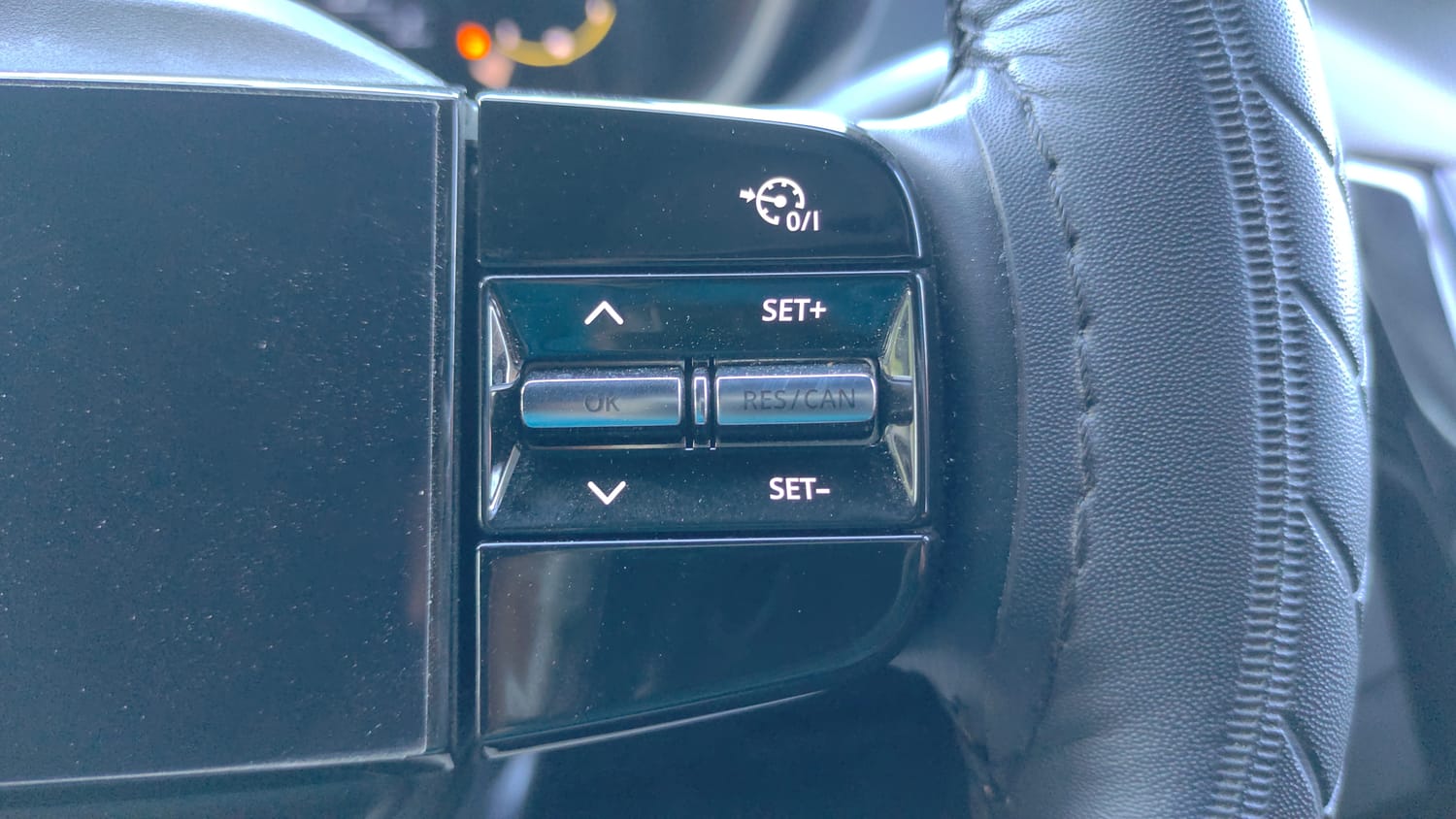 Used 2025 Tata Nexon Creative Plus (S) 1.2 Petrol 6MT Dark Edition Petrol Manual top_features Cruise control