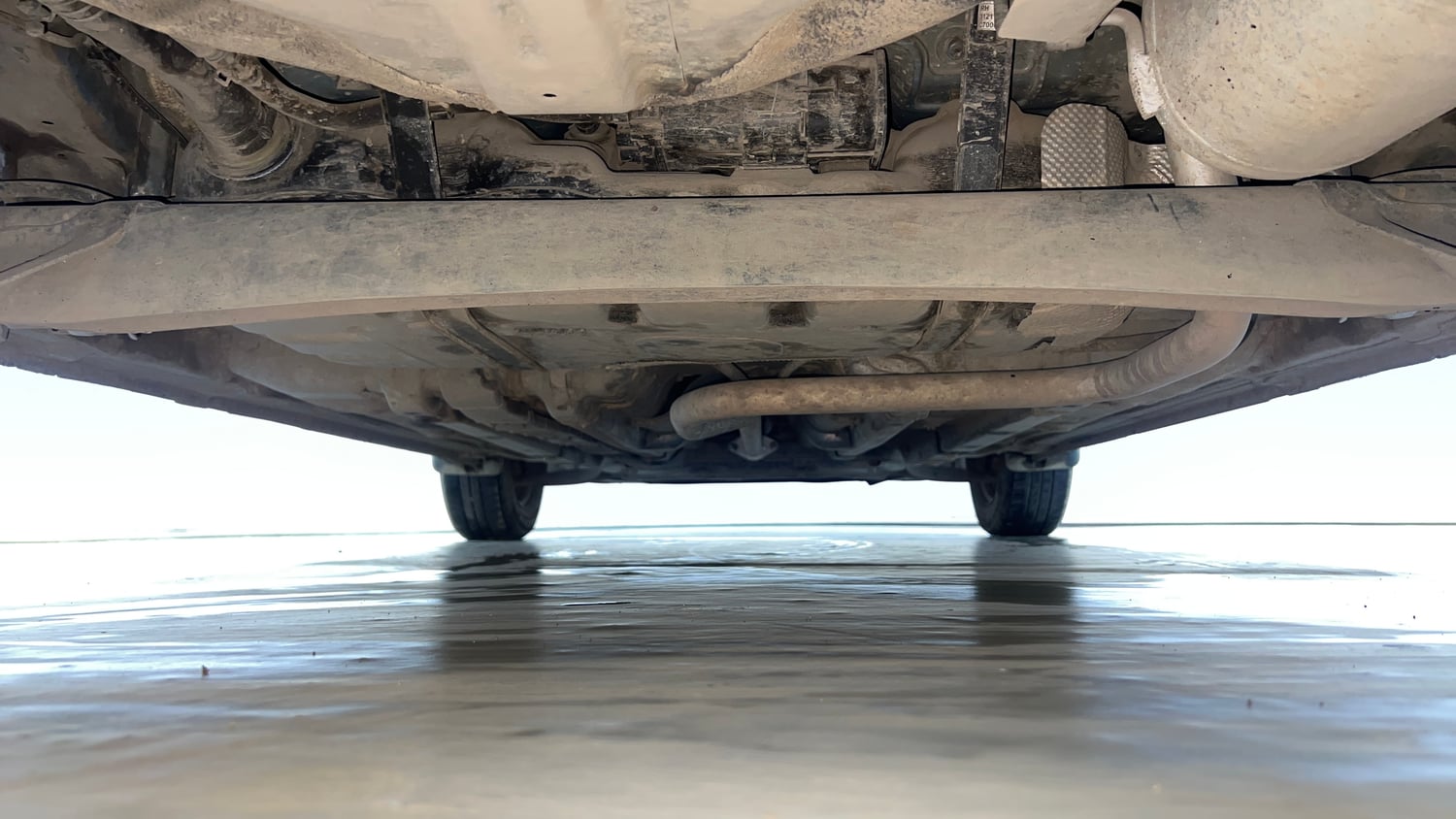 Used 2017 Hyundai Elite i20 Magna Executive 1.2 Petrol Manual extra REAR UNDERBODY VIEW (TAKEN FROM REAR)