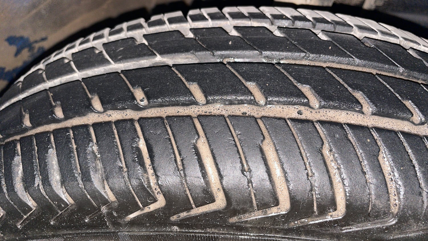 Used 2024 Maruti Suzuki Alto K10 VXi Plus AGS Petrol Automatic tyres RIGHT FRONT TYRE TREAD VIEW