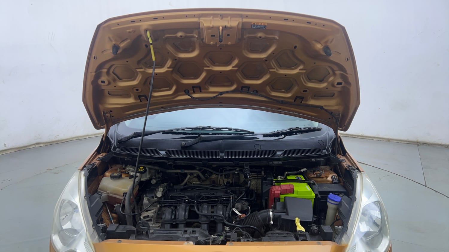 Used 2016 Ford Figo Titanium Plus 1.2 Ti-VCT Petrol Manual engine ENGINE & BONNET OPEN FRONT VIEW