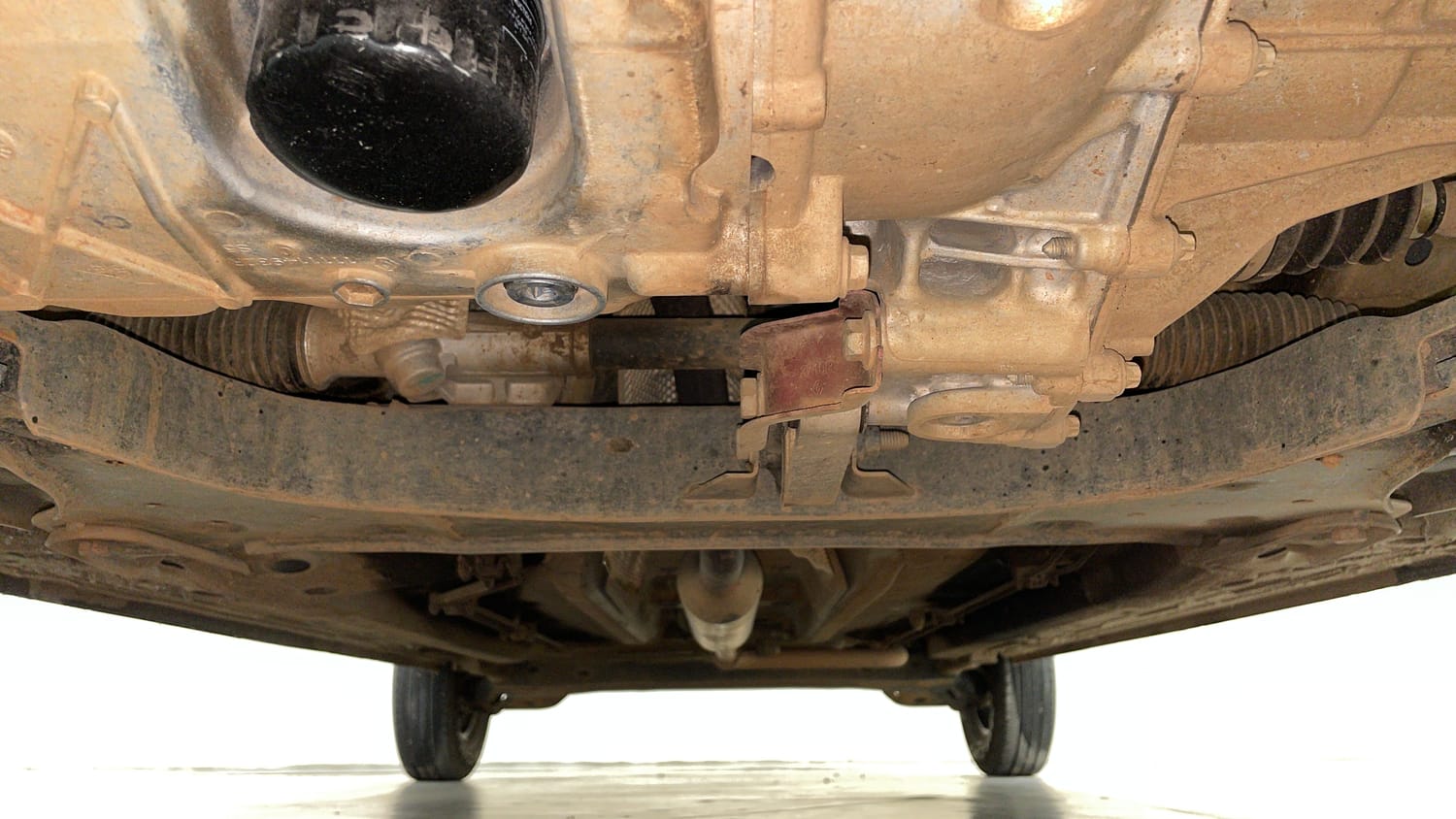 Used 2024 Renault Triber RXT Petrol Manual extra FRONT LEFT UNDERBODY VIEW