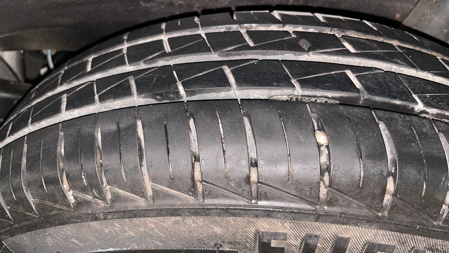 Used 2025 Maruti Suzuki S-Presso VXi (O) Petrol Manual tyres LEFT REAR TYRE TREAD VIEW