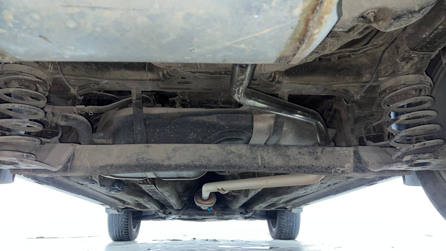 Used 2017 Hyundai Creta 1.6 SX Plus AT Petrol Petrol Automatic extra REAR UNDERBODY VIEW (TAKEN FROM REAR)